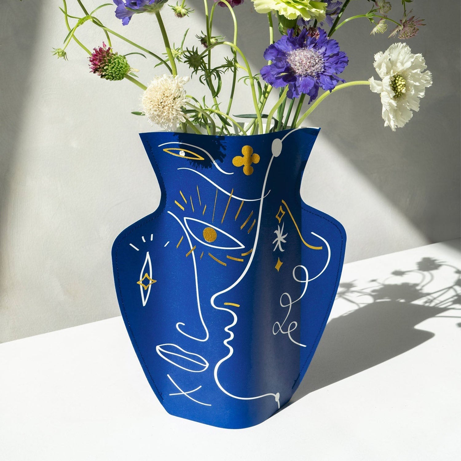 Jaime Hayon Paper Vase by OCTAEVO