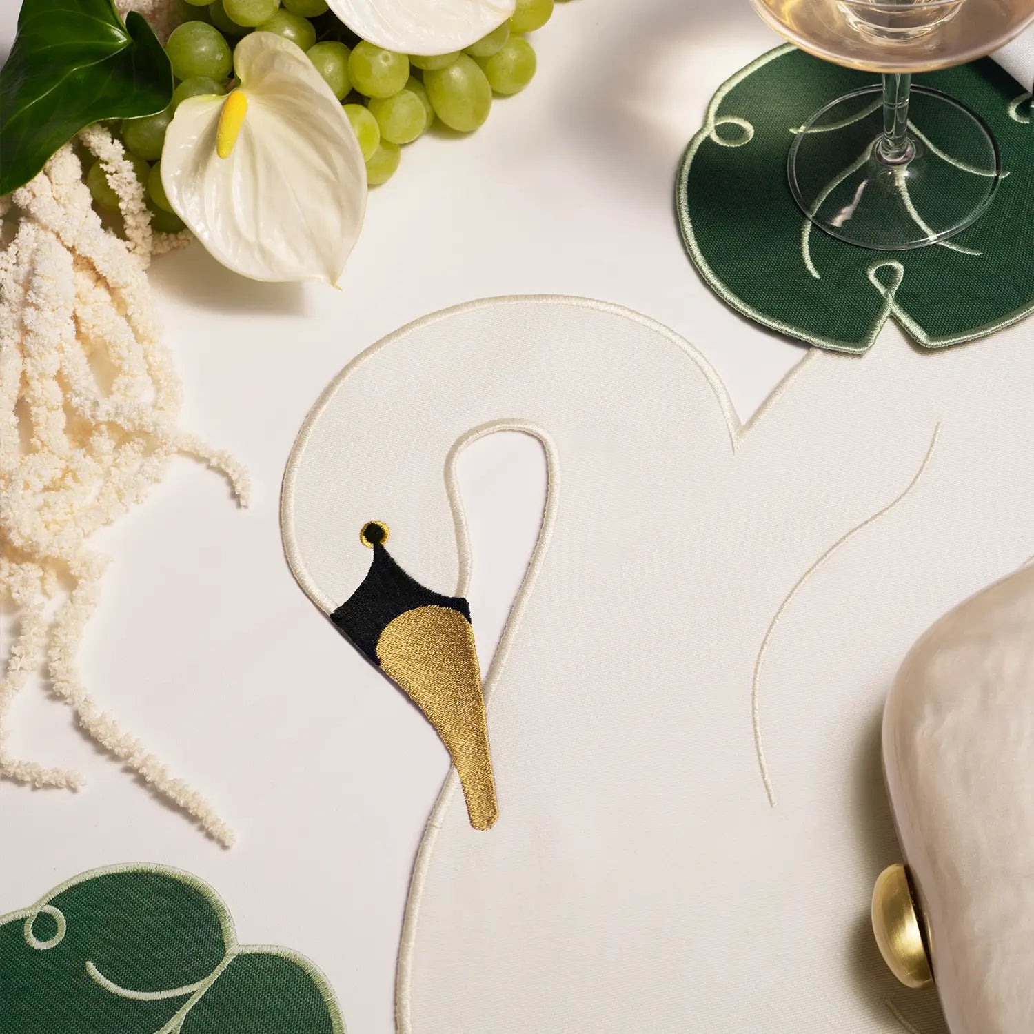 Octaevo Placemat - Swan